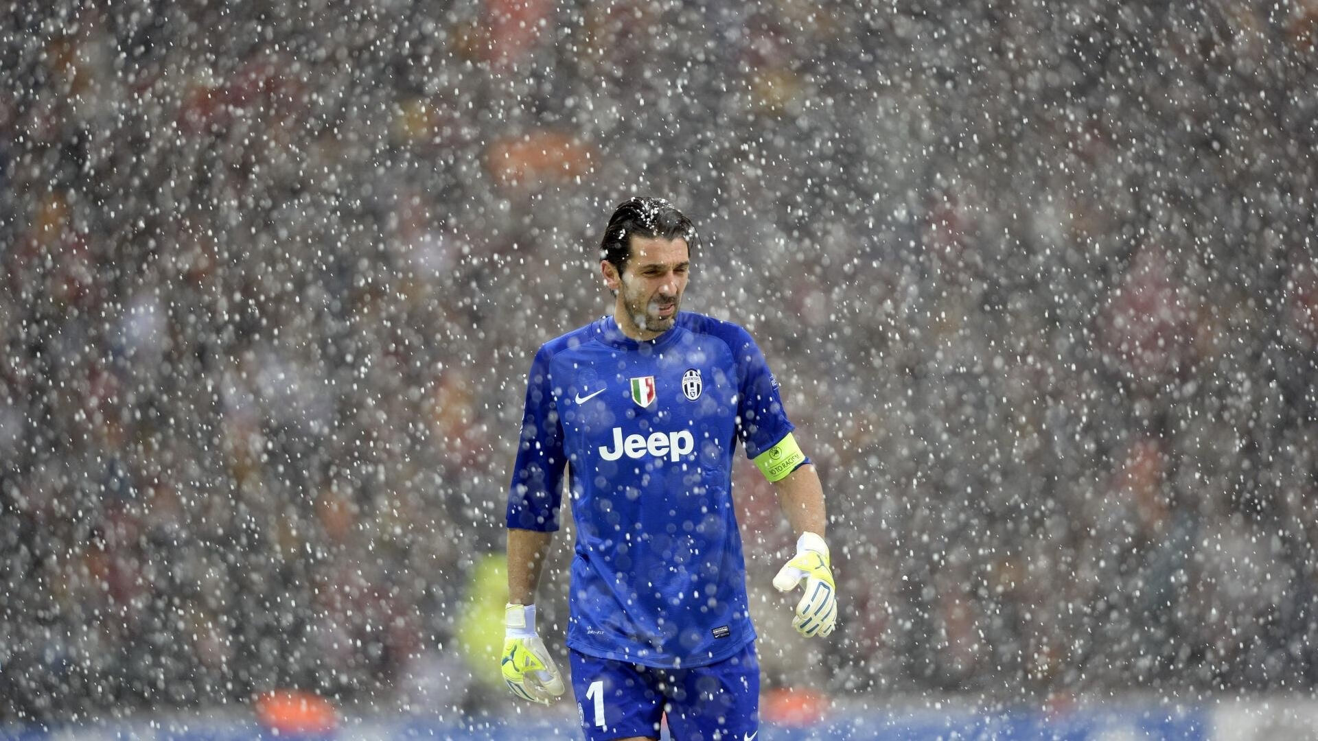 美国男足在巴黎奥运会比赛中以2-0战胜日本,美国男足进入东京奥运会